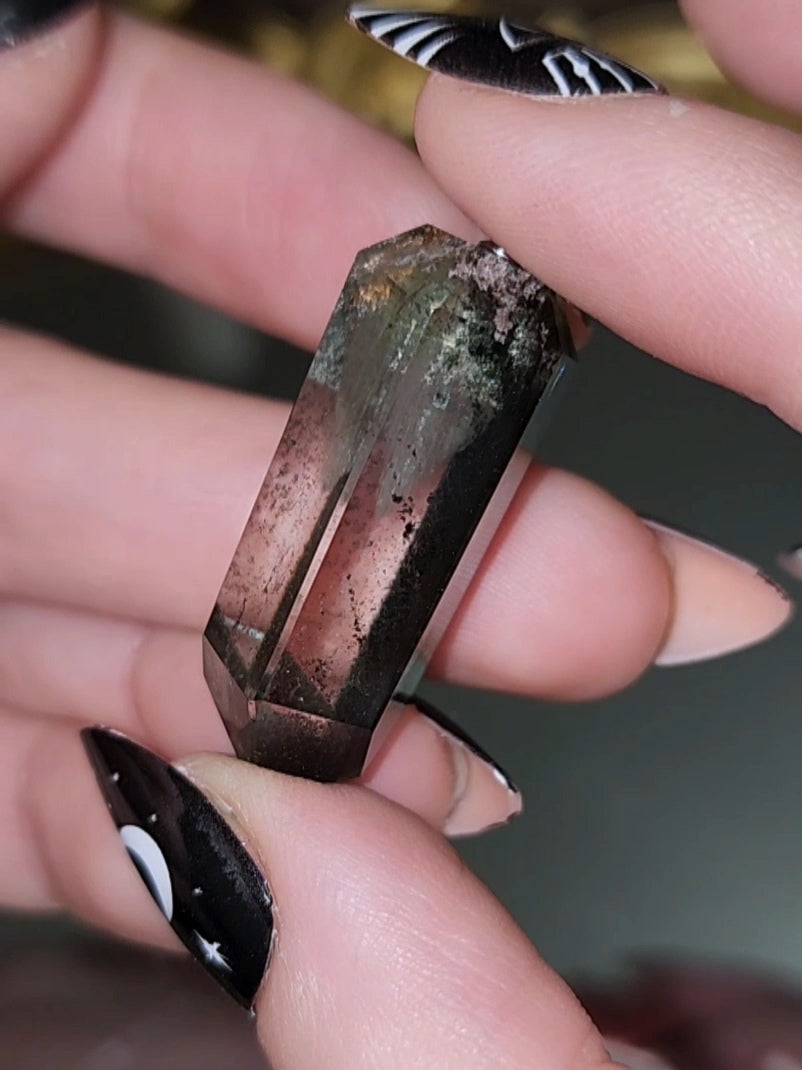 Garden Quartz Point Pendant F