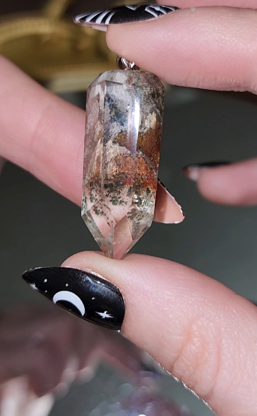 Garden Quartz Point Pendant G