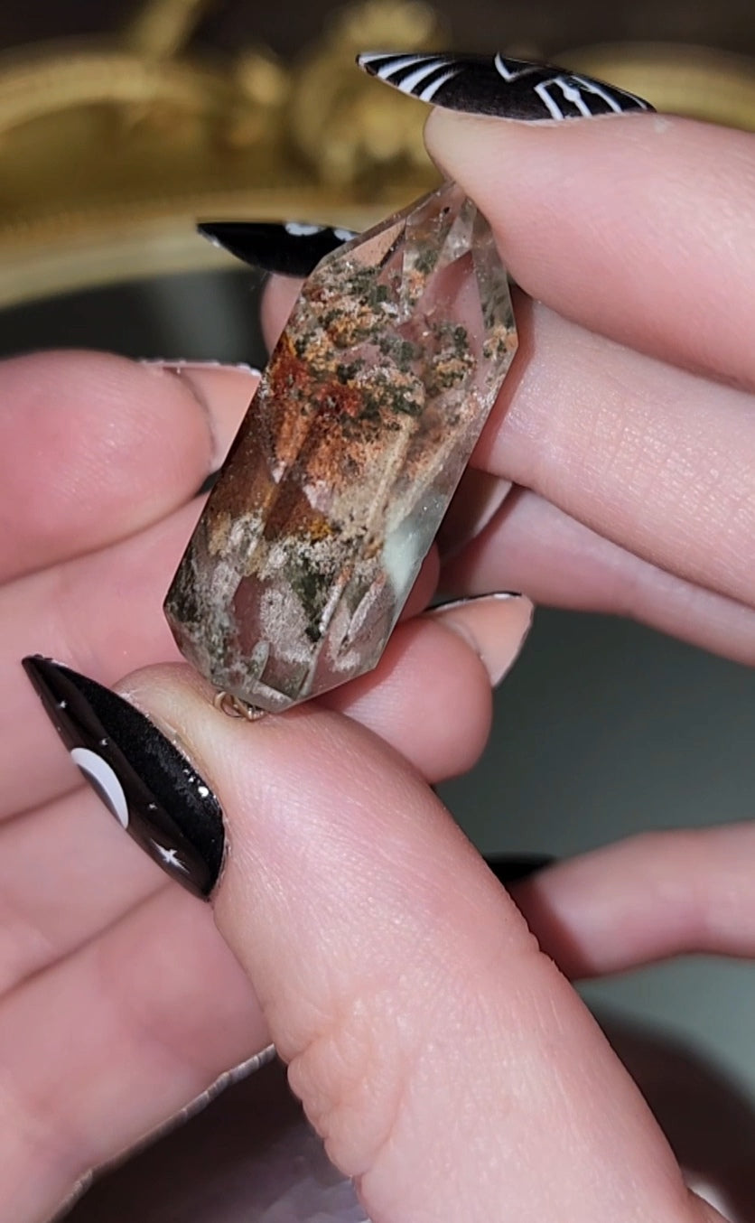 Garden Quartz Point Pendant G