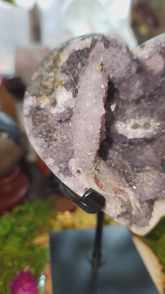 Druzy Amethyst Heart with Stalactites and Calcite