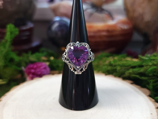 Vintage Heart Amethyst Ring