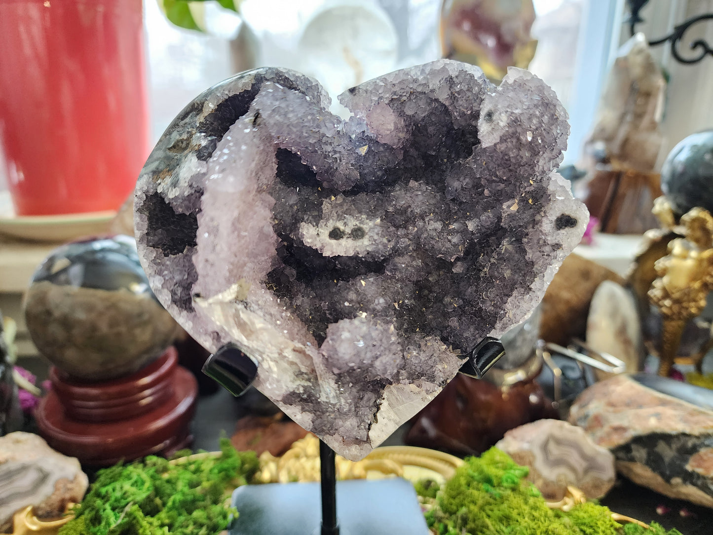 Druzy Amethyst Heart with Stalactites and Calcite